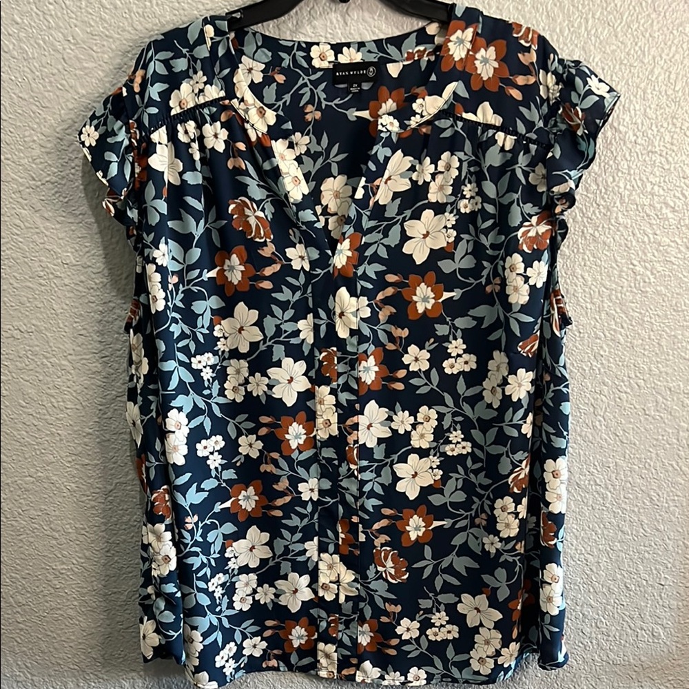 Ryan Wylde Navy/Cream Cap Sleeve  Blouse size 2X